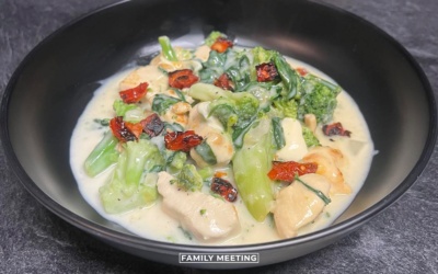 Family Eating: Chicken Broccoli Alfredo